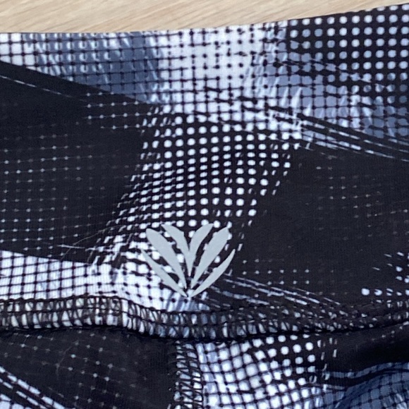 Forever 21 Cropped Leggings - Small - Picture 4 of 5